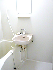 雷鳴寮シャワー