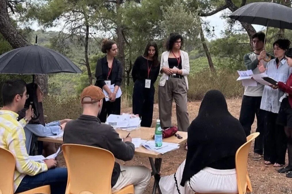 大会に参加する学生たちの写真２