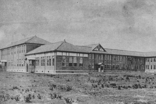 大正11年頃の宇都宮高等農林学校本館モノクロ写真
