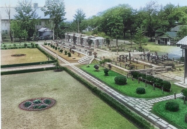 昭和28年頃の庭園のカラー化写真